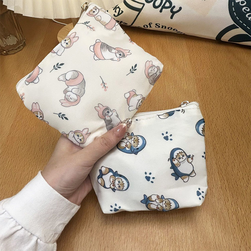 Japanese Lifestyle Goods - Japońska kosmetyczka Mofusand Shark Cat, płócienna